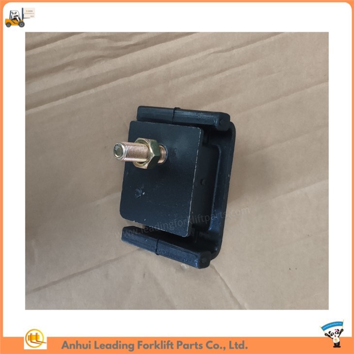 forklift engine mount